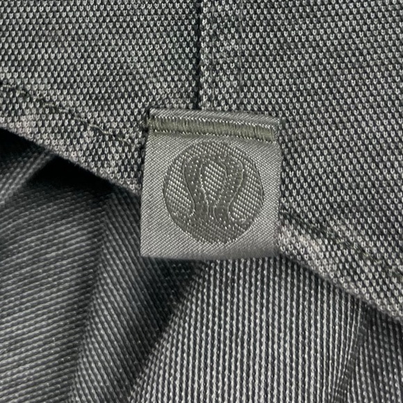 Lululemon Mens Large Shirt Venture Long Sleeve Gray Casual Stretch Button Front - Picture 10 of 12